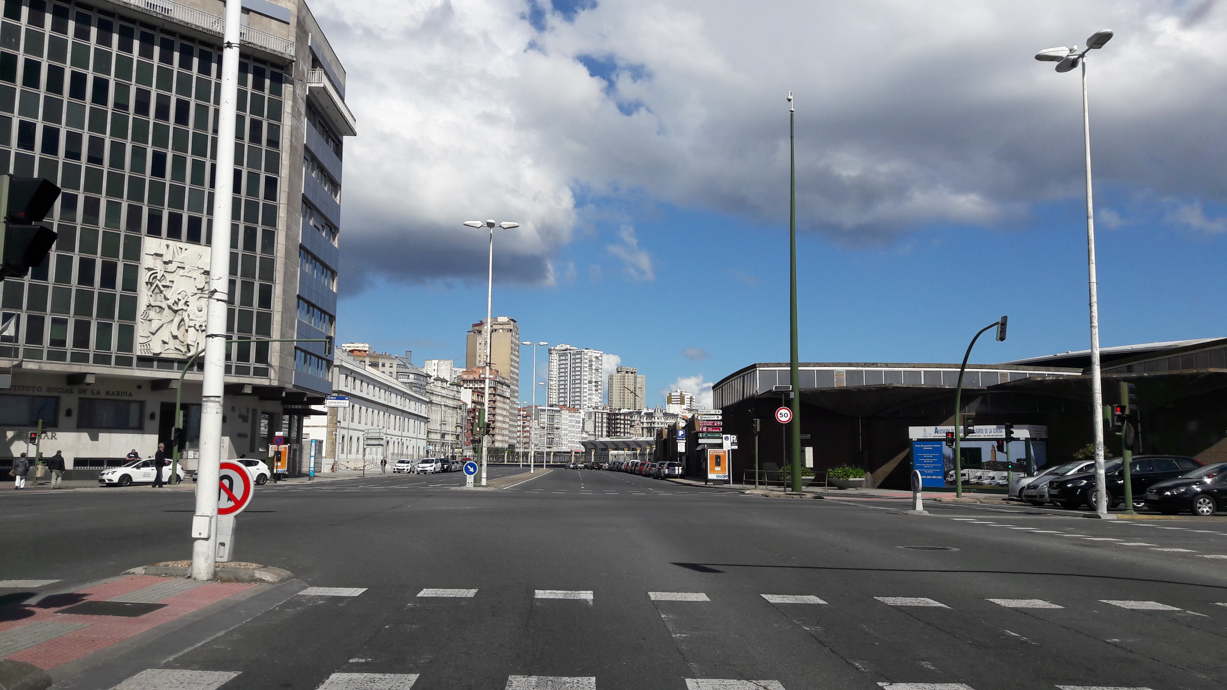 coruna driving Rúa Ramón y Cajal matogrande area apr17