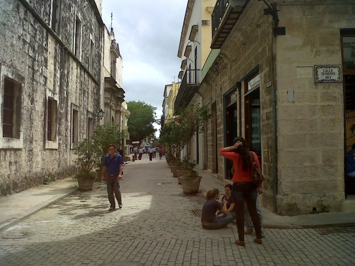 havana C Oficio y Teniente Rey Feb12