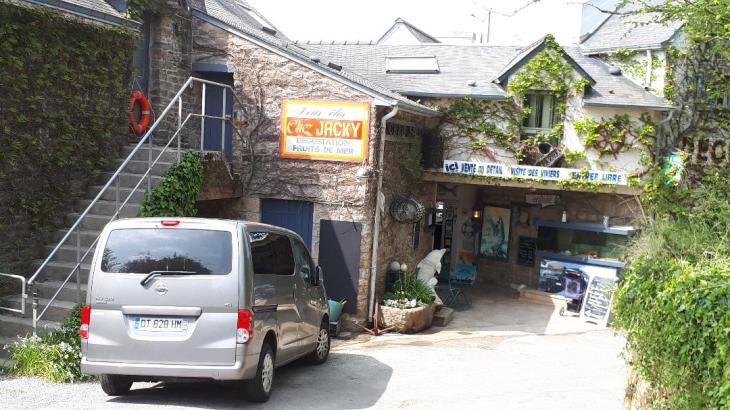 riec-sur-belon-port-chez-jacky-and-anne-de-belon-oyster-restos-apr19