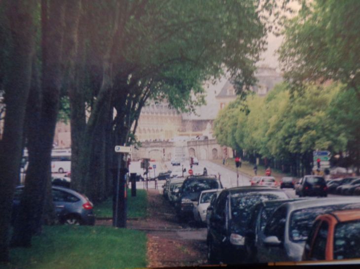 Versailles avenue Saint Cloud to palace