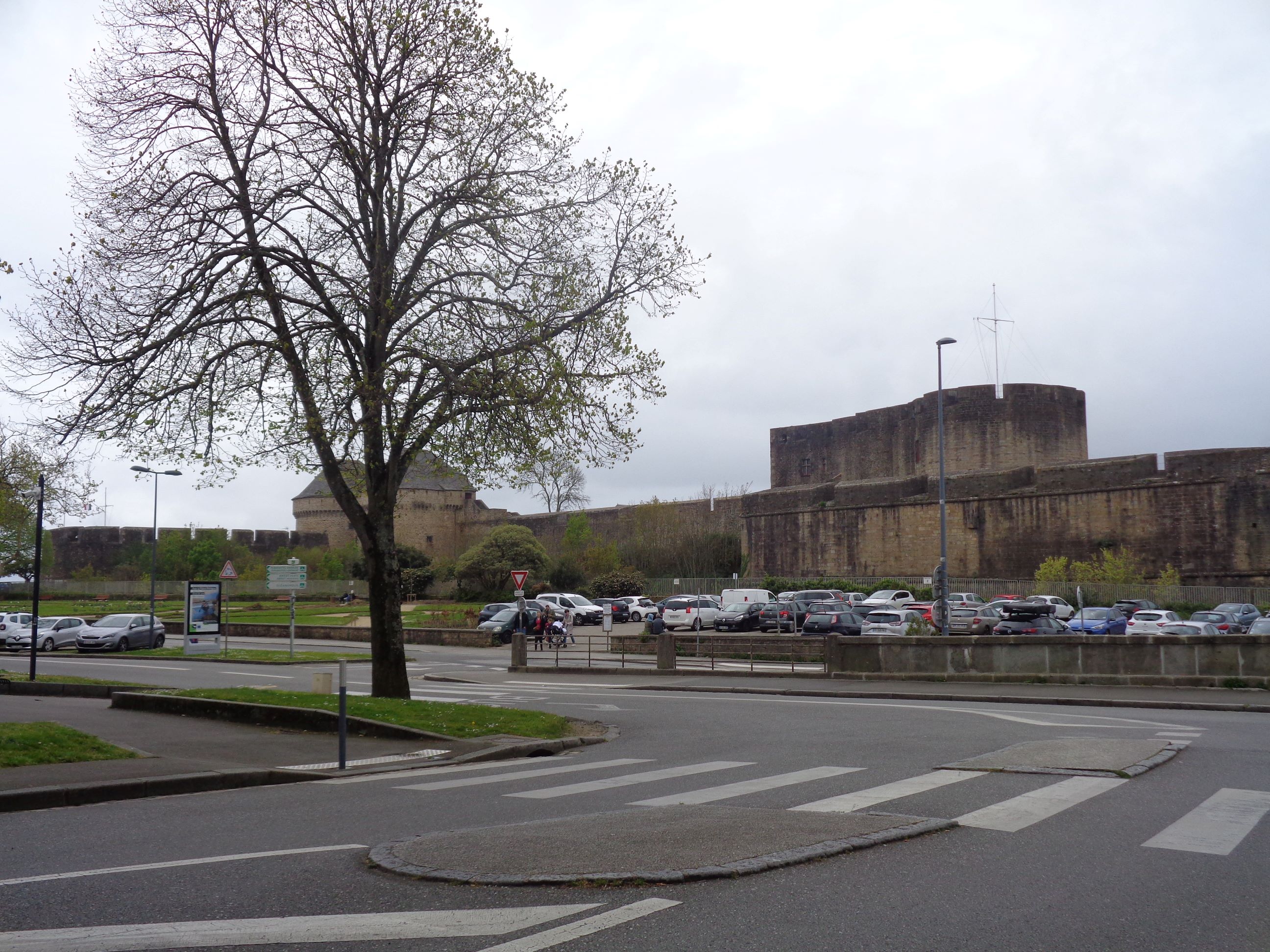 Brest castle front museum maritime apr23