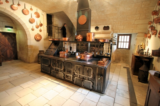 Chenonceau chateau kitchen jun08