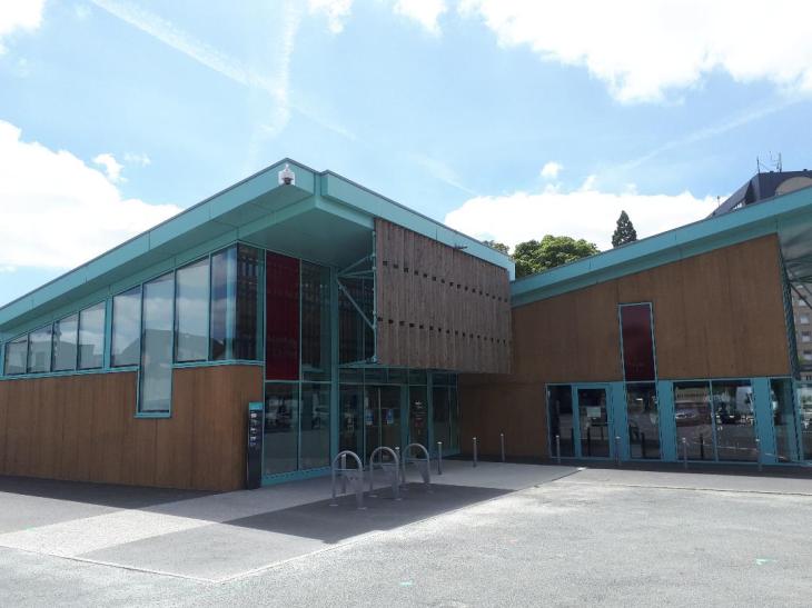 cholet-les-halles-pl-du-huit-mai-1945-front-jul20