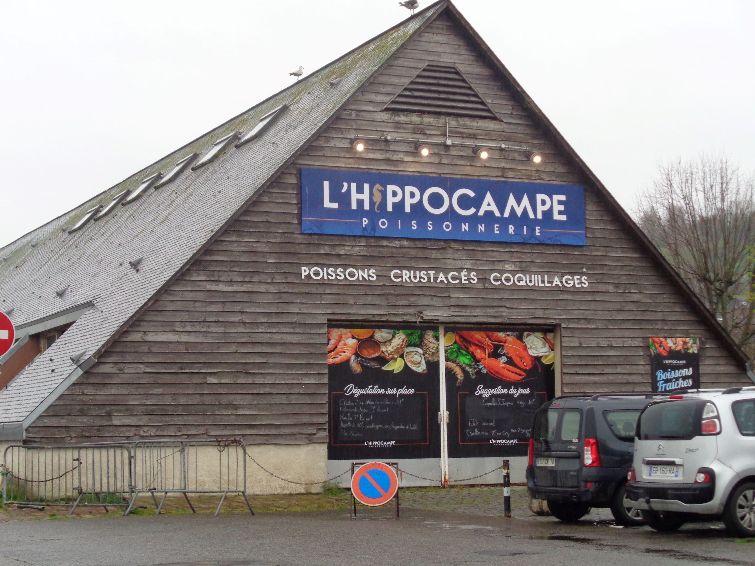 Honfleur L'Hippocampe poissonarie fish market apr23