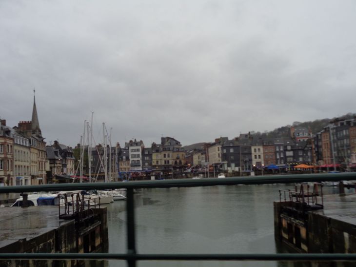 Honfleur Lieutenance to vieux port apr23