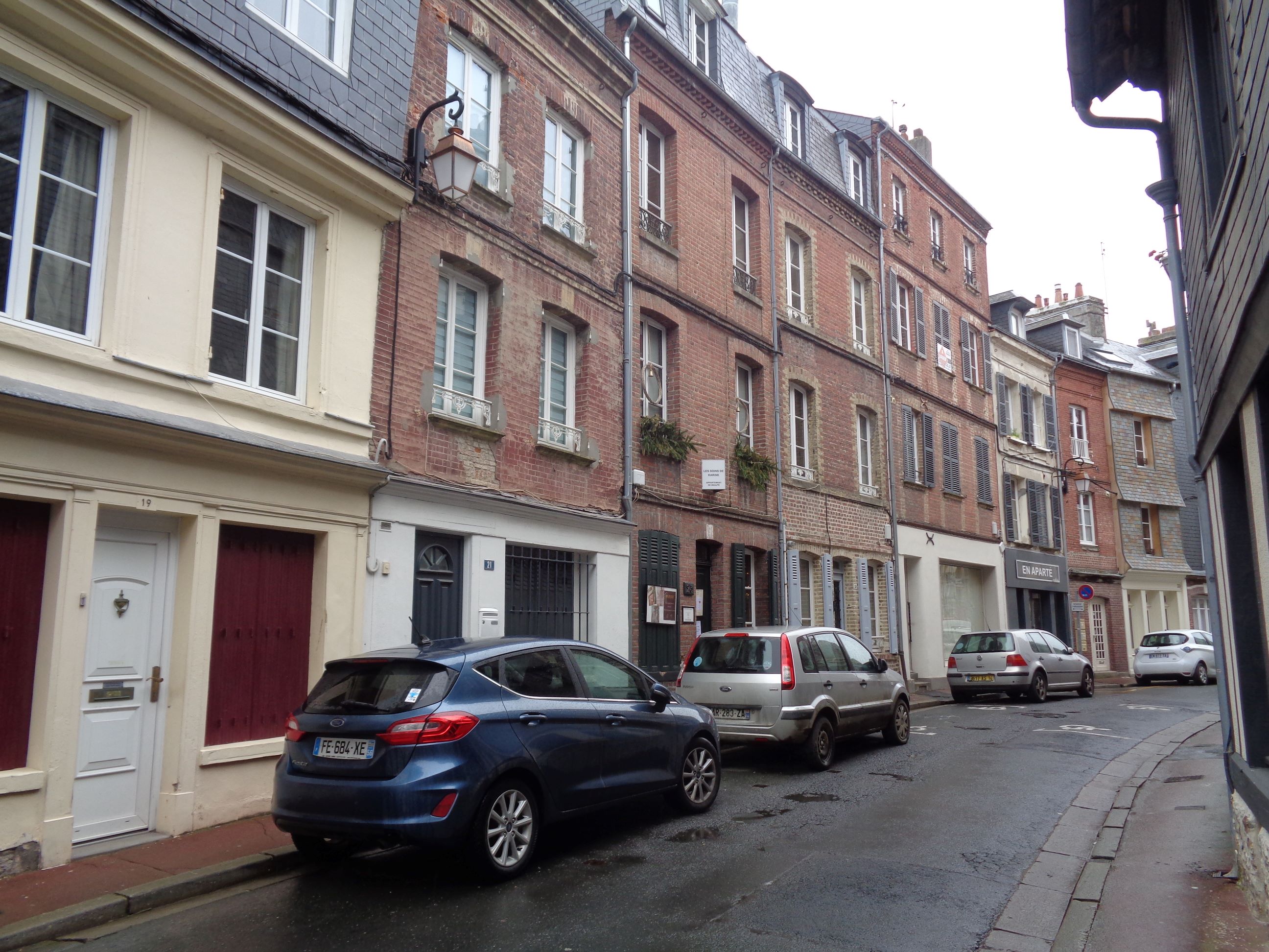 Honfleur rue de la Chaussée apr23