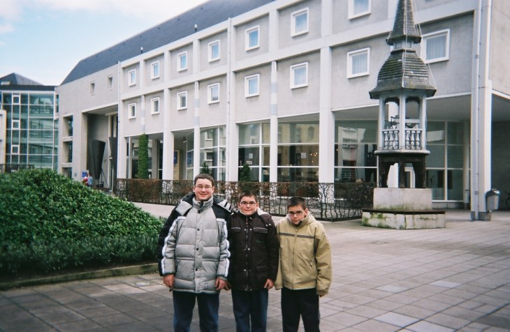 Brugge novotel hotel Katelijnestraat 65B boys