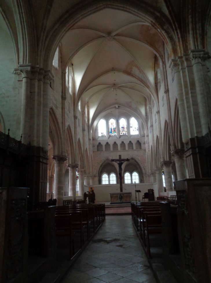 Champeaux coll ch Saint Martin altar may23