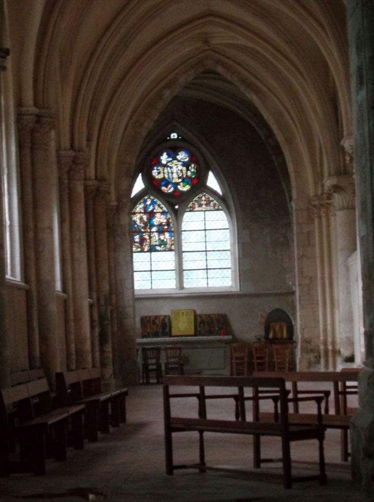 Champeaux coll ch Saint Martin side stained glass window may23