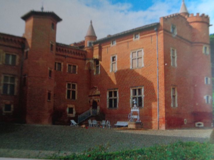 Chateau de Pibrac
