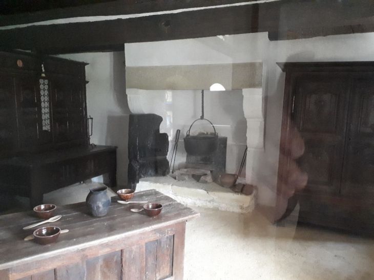 Sainte Anne d'Auray Yves house kitchen may23