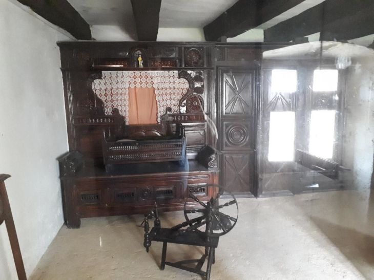 Sainte Anne d'Auray Yves house living room may23