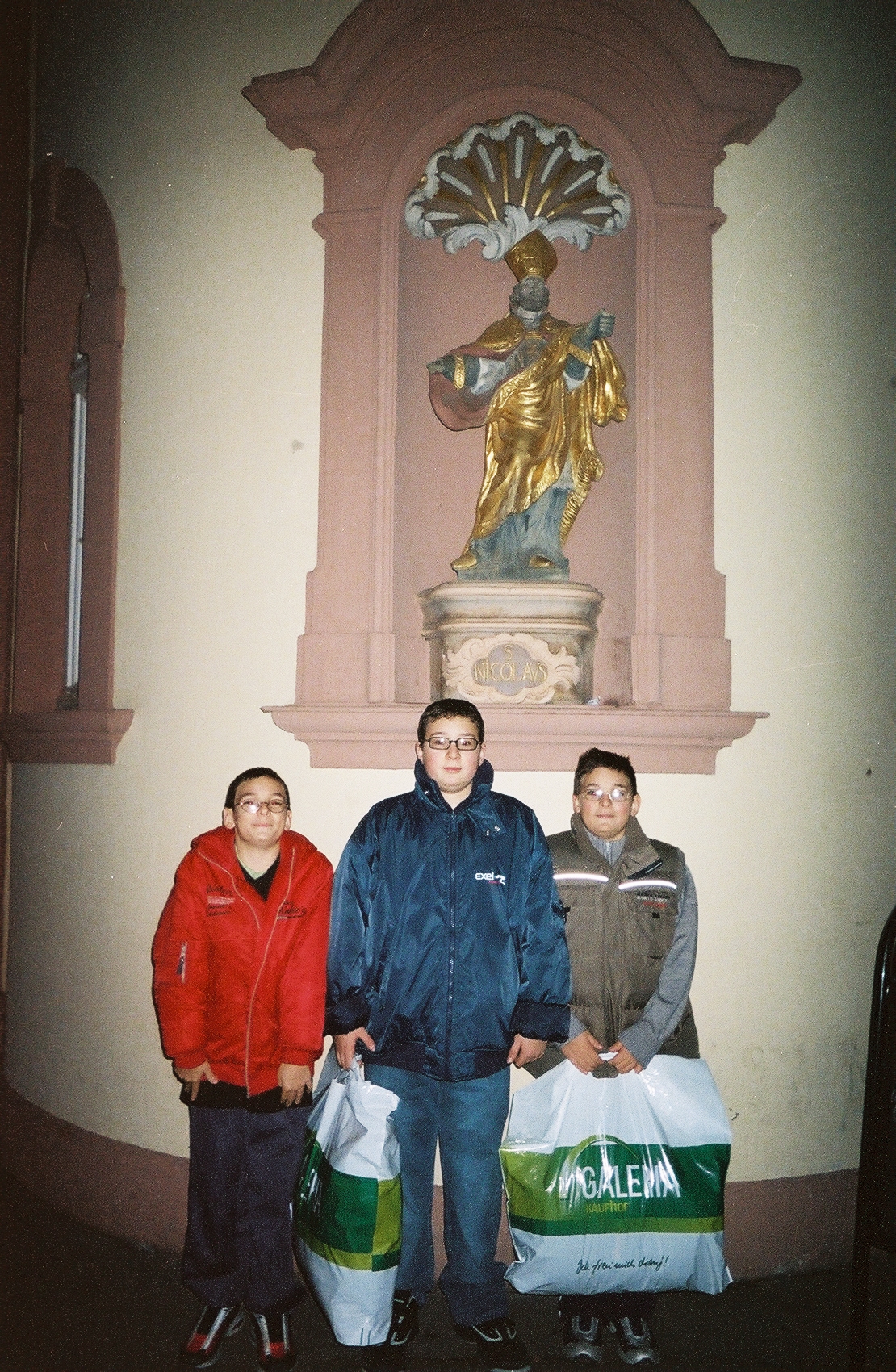 Trier hauptmarkt main square virgin and the kids 2009