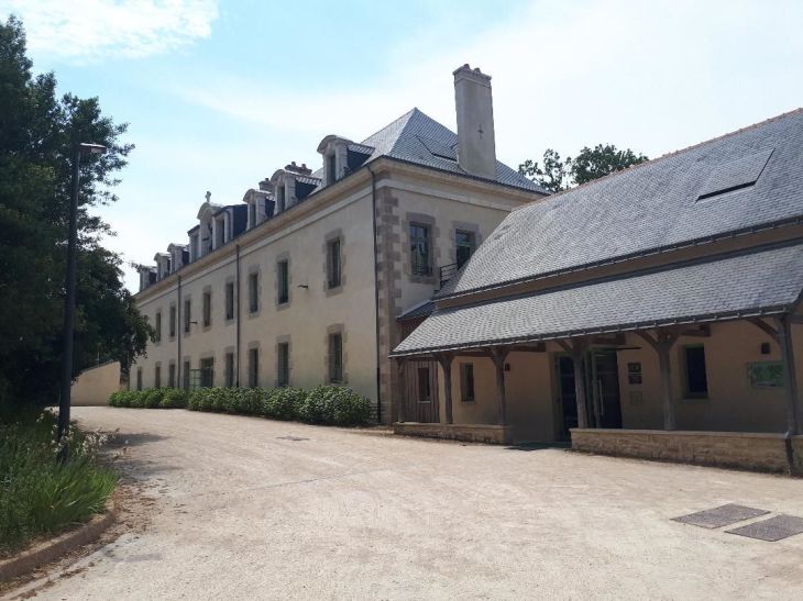 Arradon Centre Spirituel de Penboc'h buildings jun23