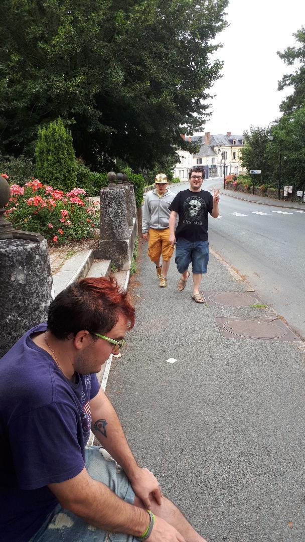 Brissac Loire Aubance rue Louis Moron D123 boys on ent city center near castle aug19