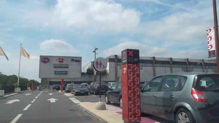 le chesnay parly II fnac parking may12