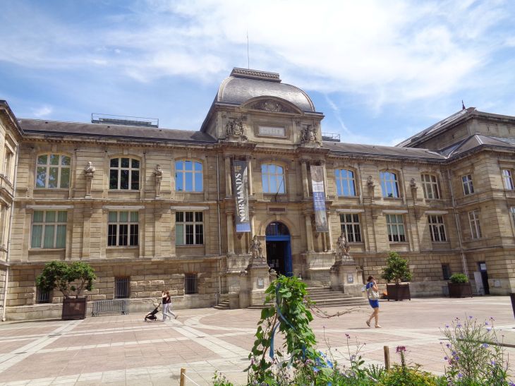 Rouen musee des Beaux Arts front from garden jun23