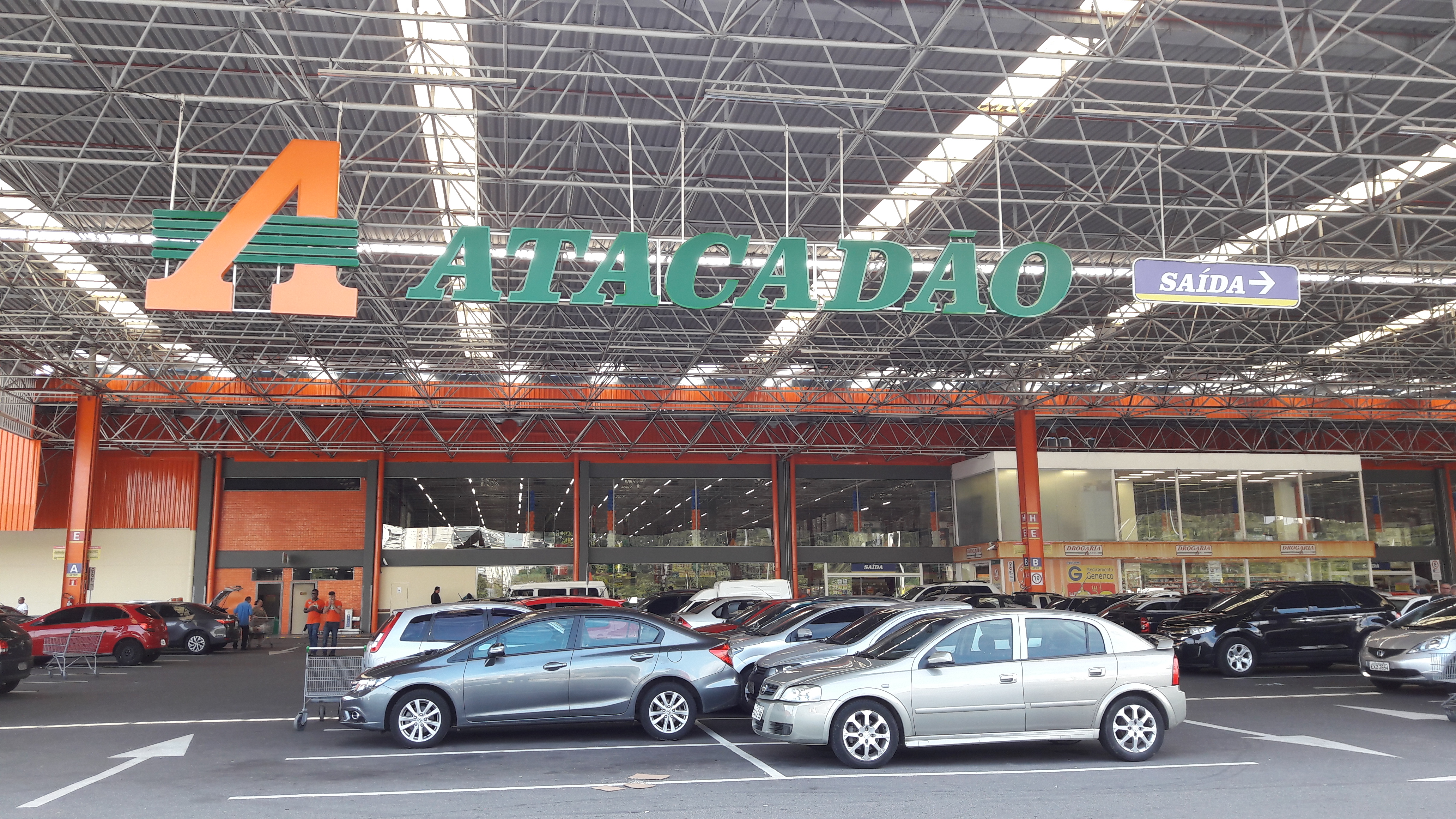 sao paulo atacadao supermarket ent carrefour may17