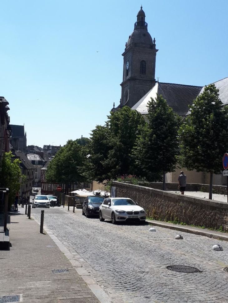 Vannes ch Saint Patern far down rue st patern jun23