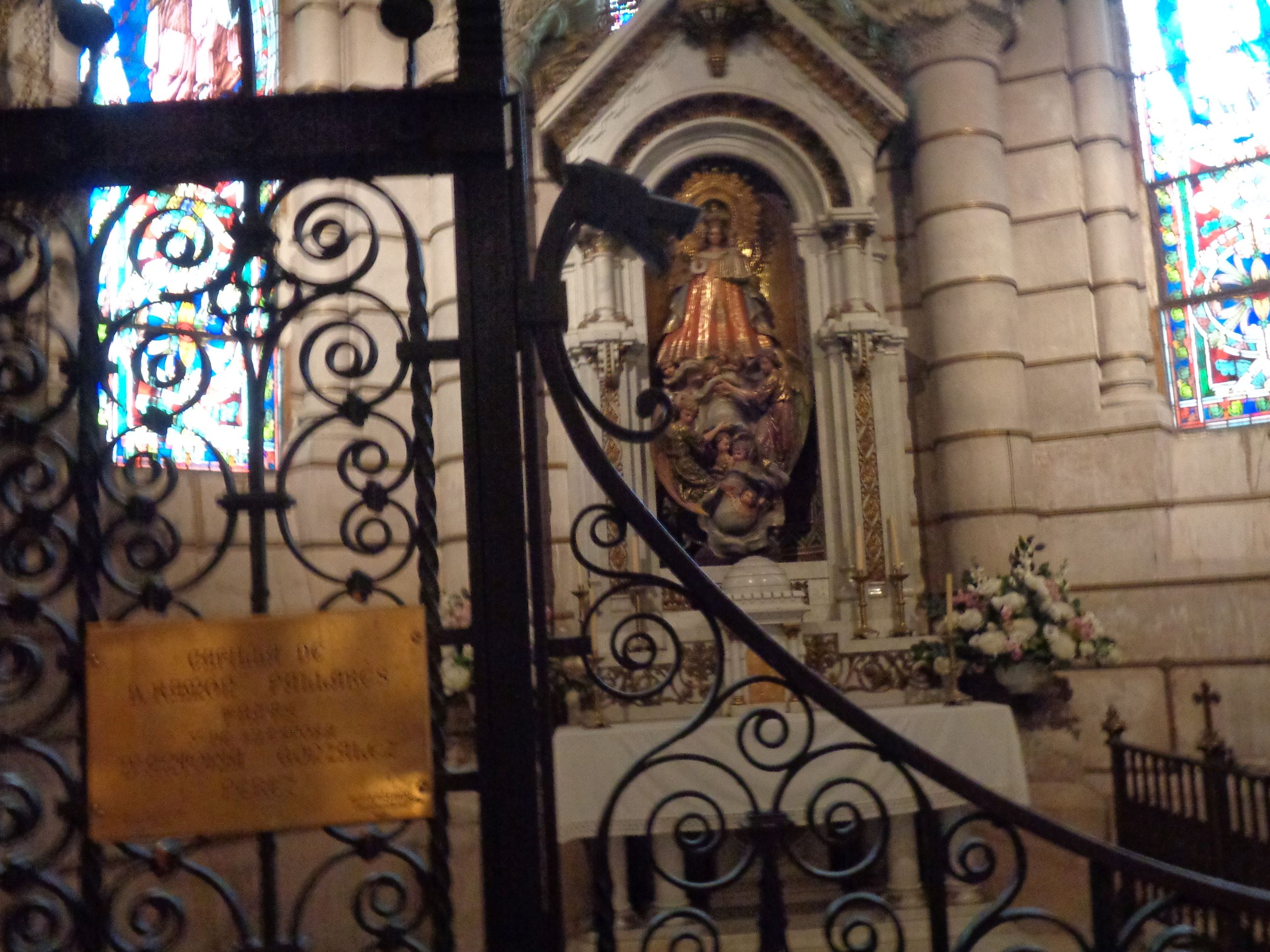 Madrid Catedral de la Almudena crypt chapel santos pasajes jul23