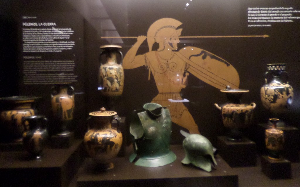 madrid-mus-archeo-greeks-warrior-vases-aug19