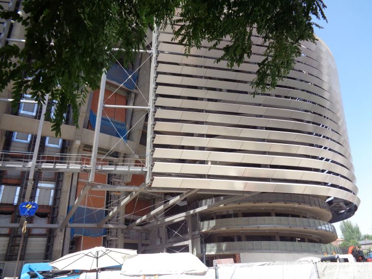 Madrid santiago Bernabeu stadium by Concha Espina end esquina jul23