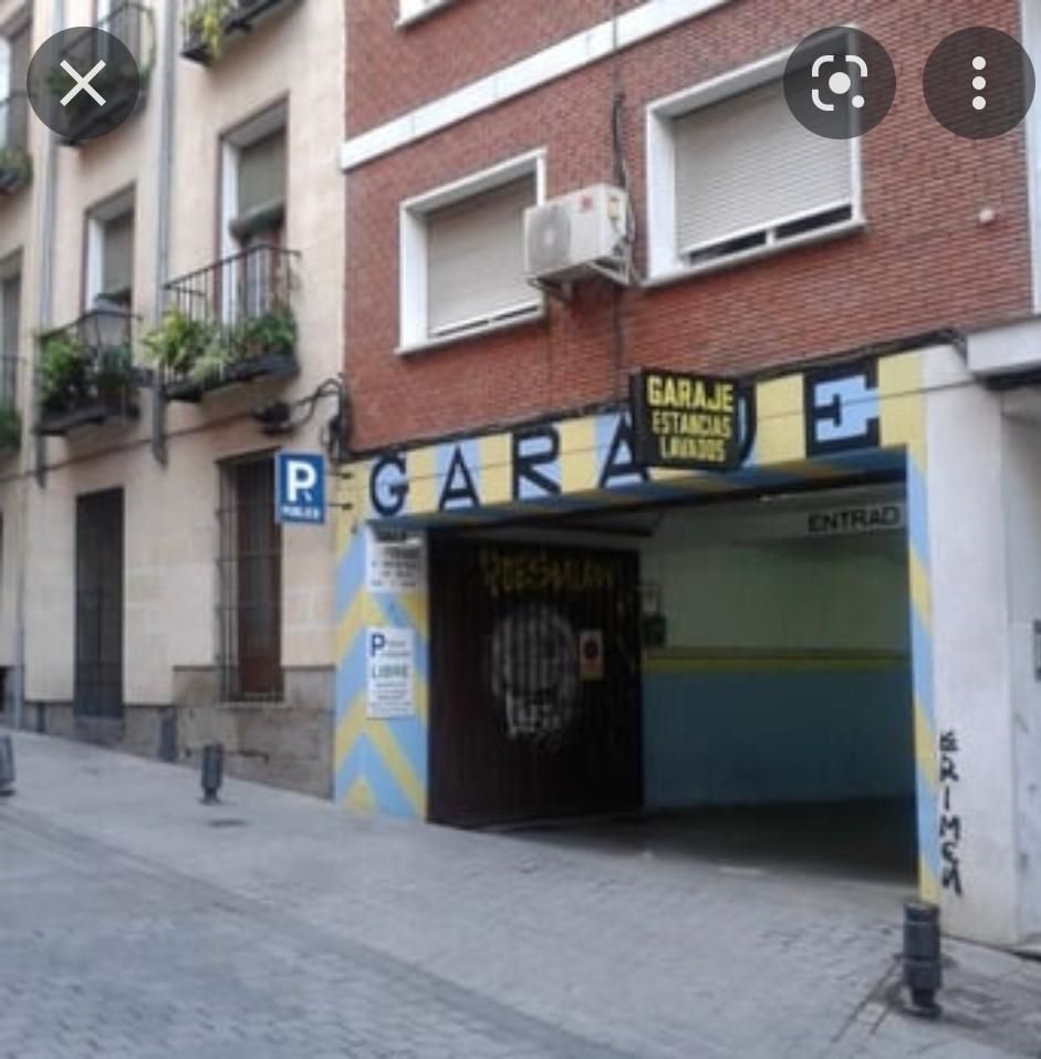Madrid Wonder apart garage parking jul23