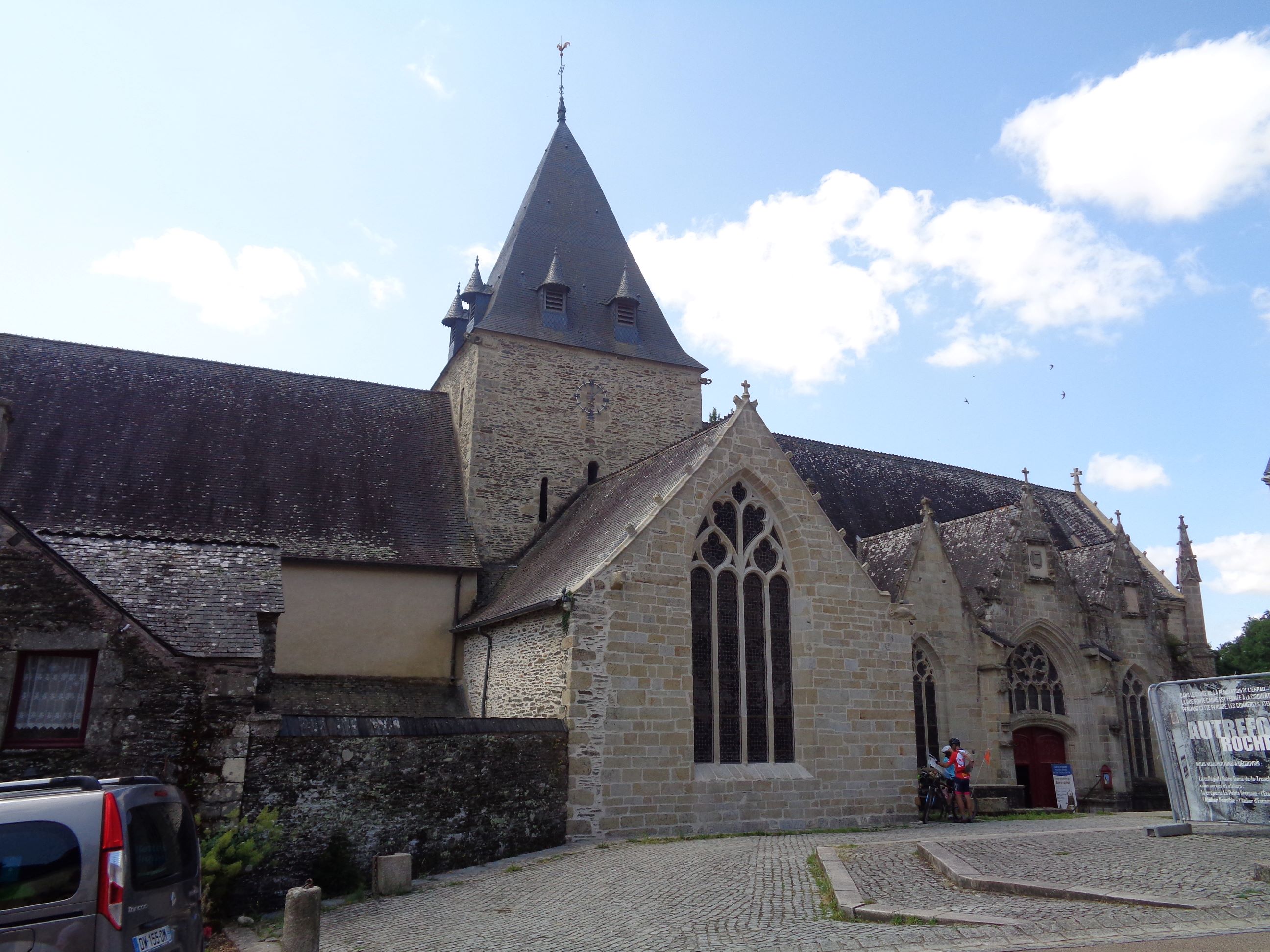 Rochefort en Terre Ch Notre Dame de la Tronchaye front jul23