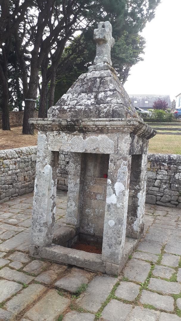 St Philibert Fontaine à la Croix big jul23