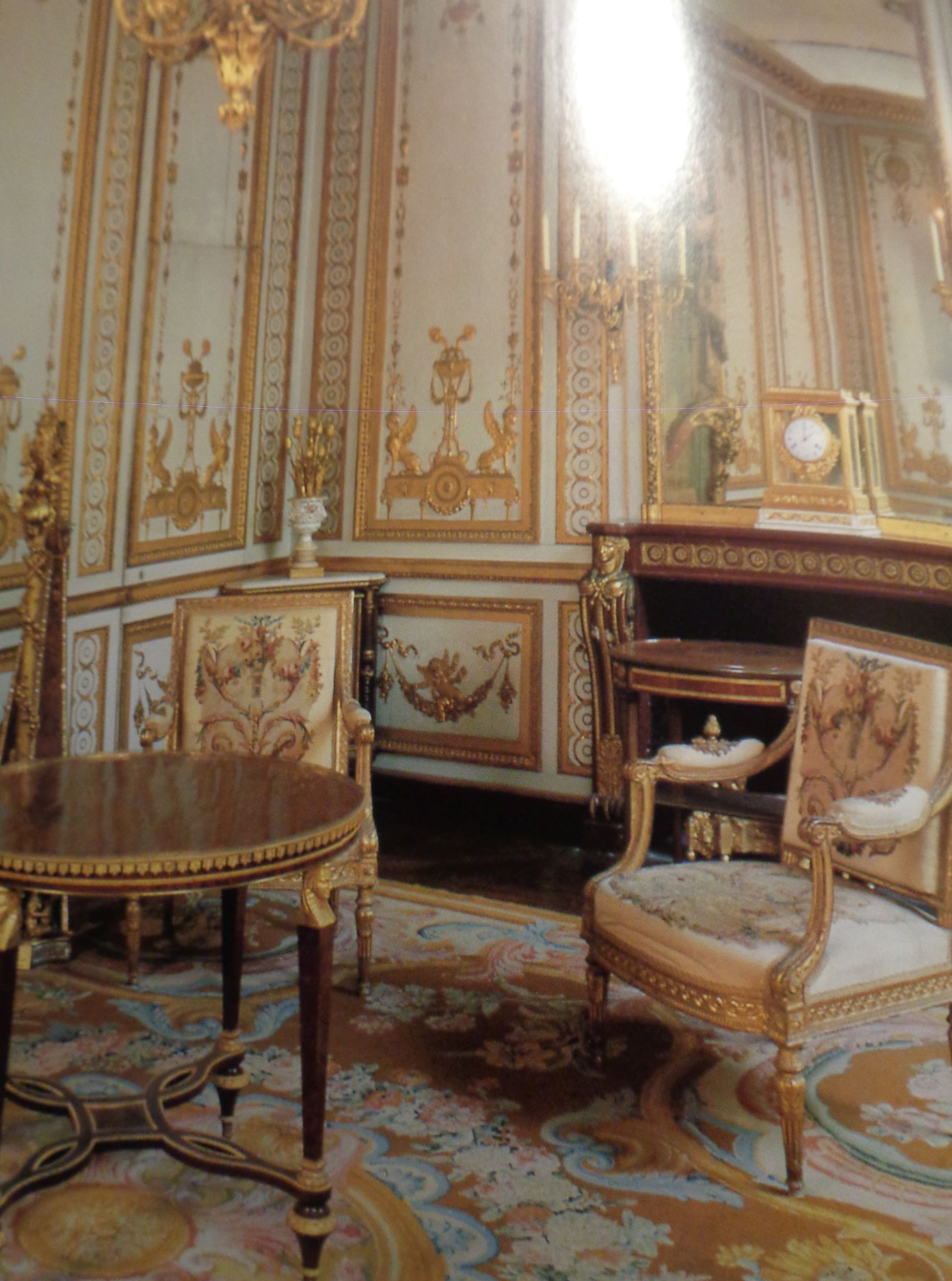 Versailles castle garde-robe de Louis XVI room mar09