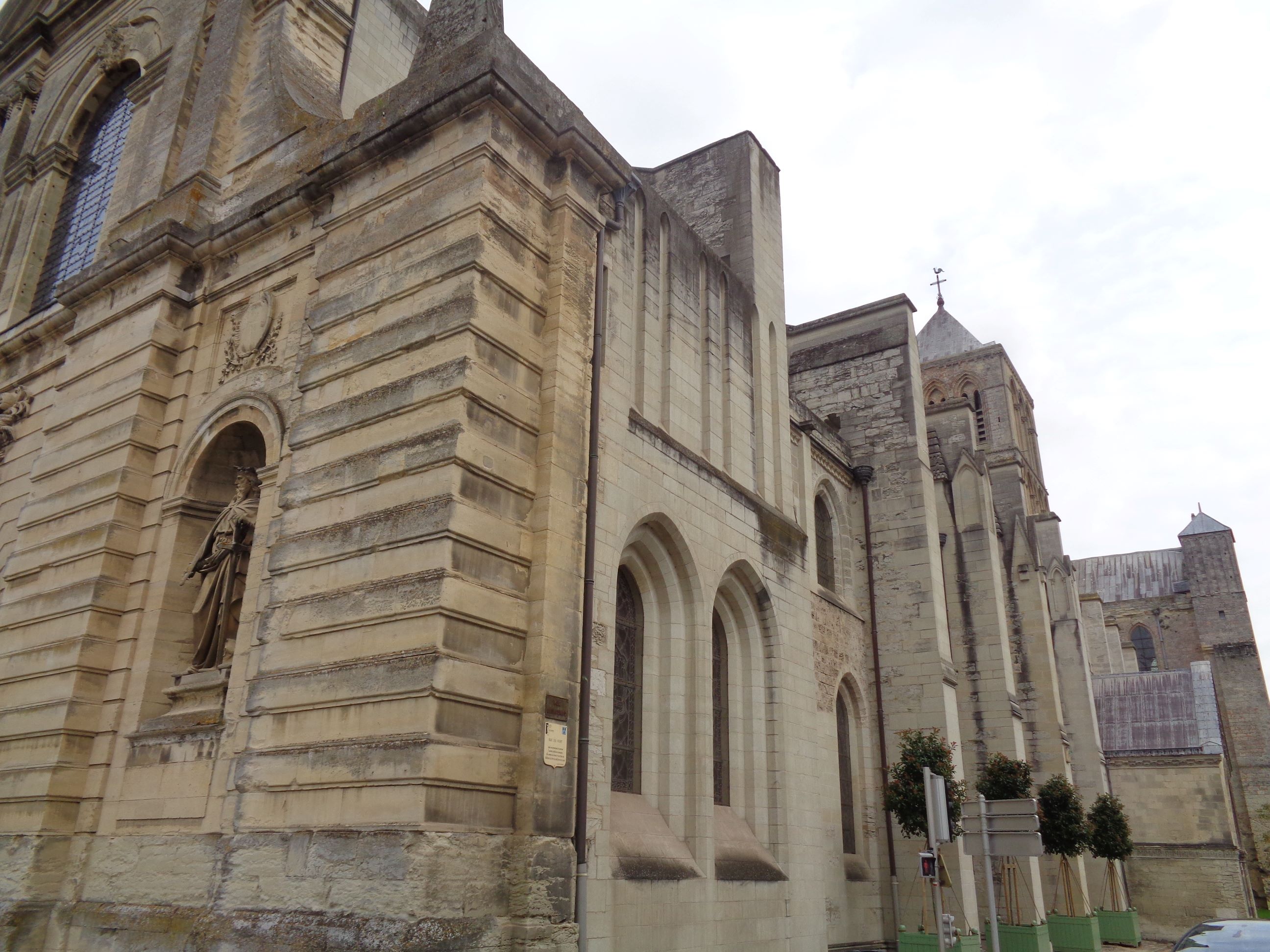 Fecamp abbaye de la trinite side right aug23