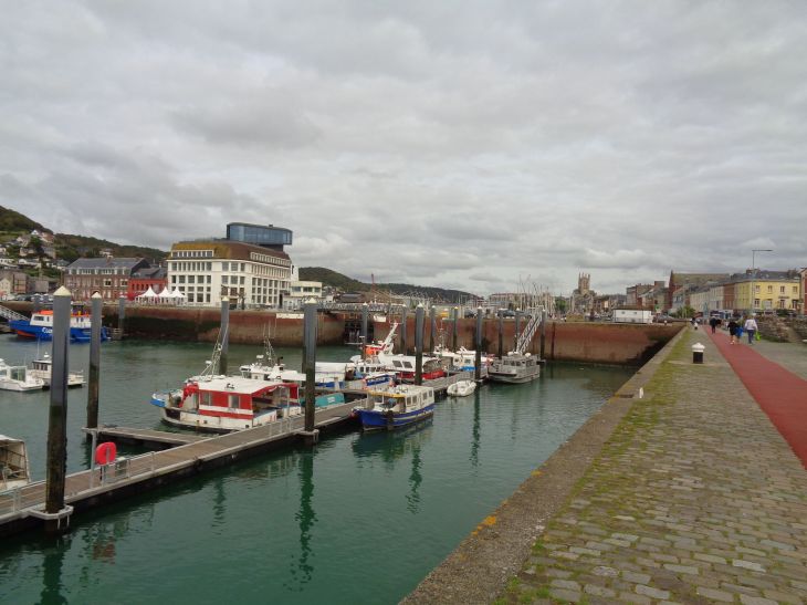 Fecamp pleasure marina and fish harbor coop to city aug23