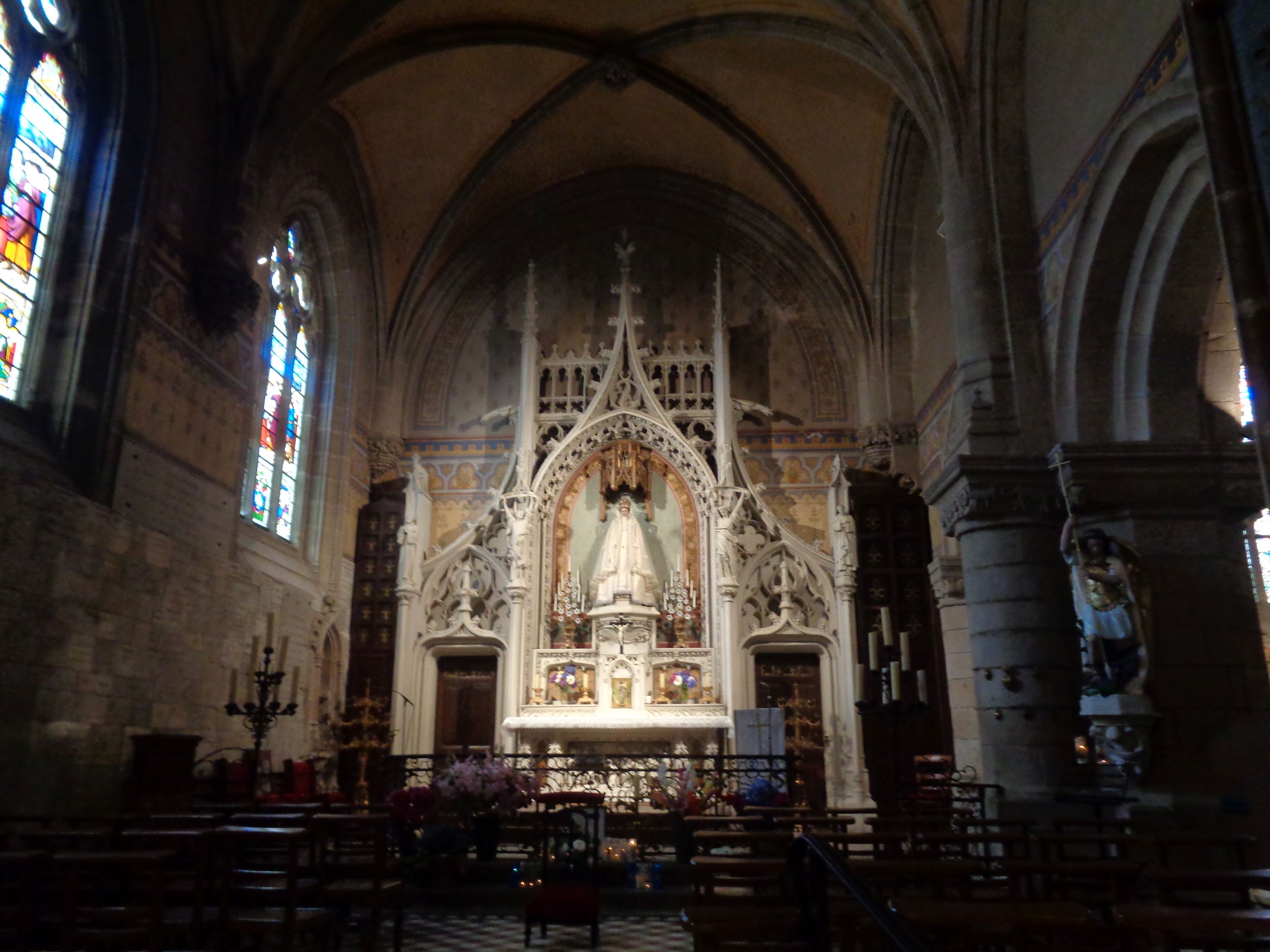 Josselin Basilica Notre Dame du Roncier chapel Virgin ND du Roncier aug23