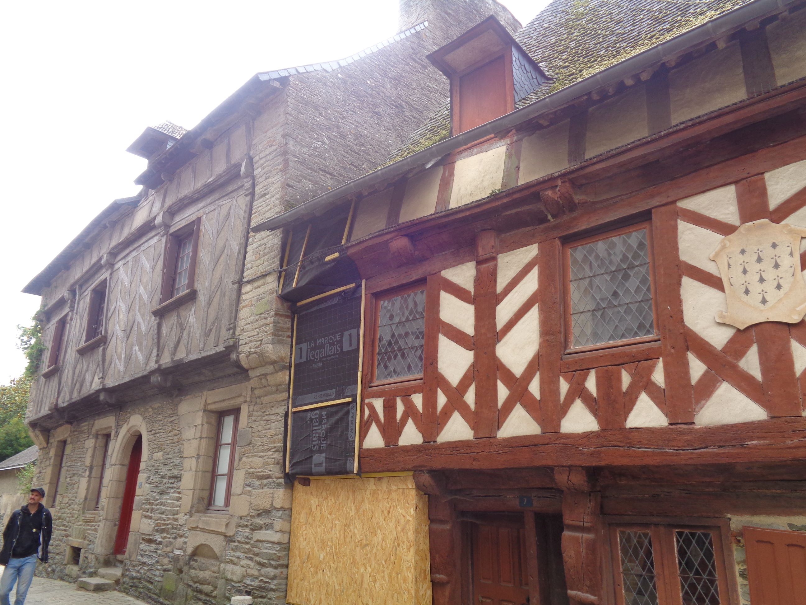 Josselin rue des trente no 7 aug23