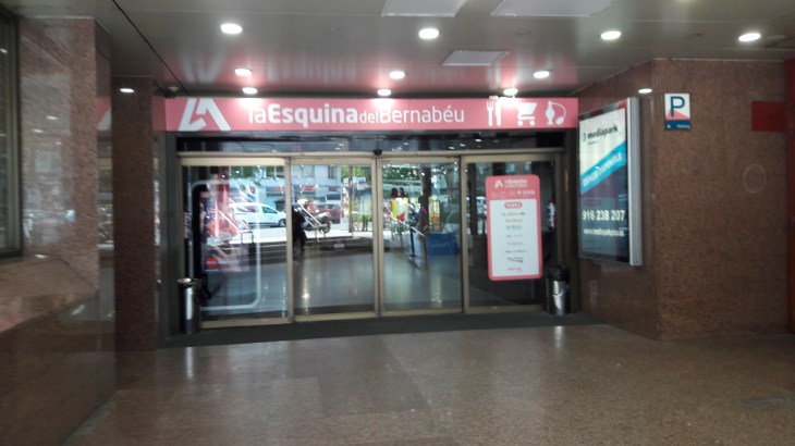 mad-tgif-la-esquina-del-bernabeu-entrance-apr17