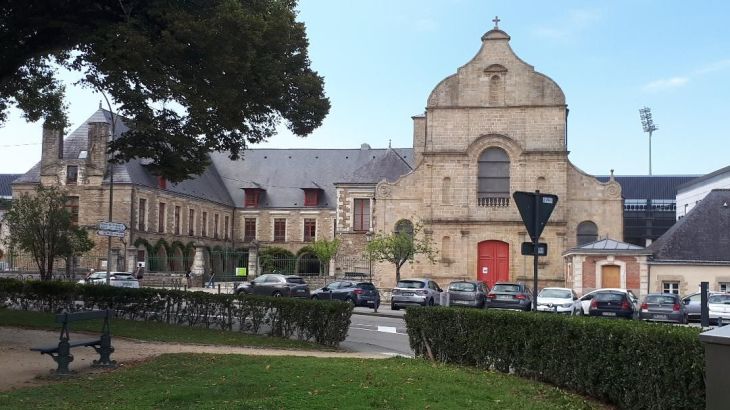 Vannes conservatoire pl theodore decker aug23