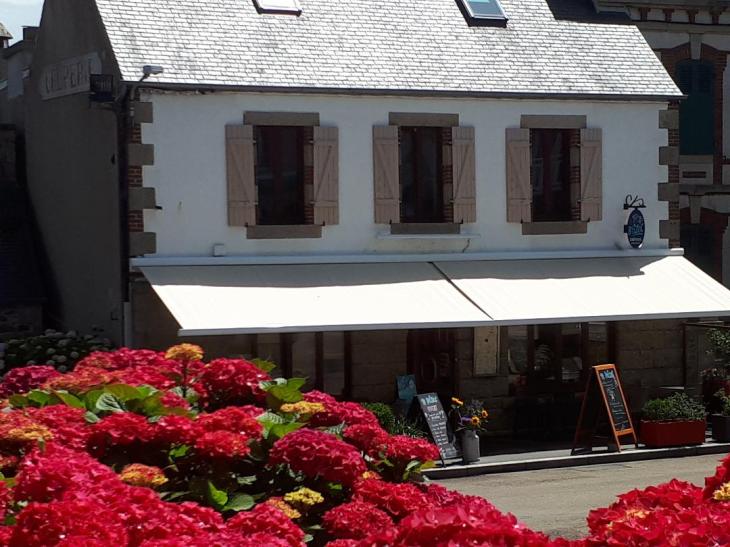 Carantec creperie ty brizac from church jun22