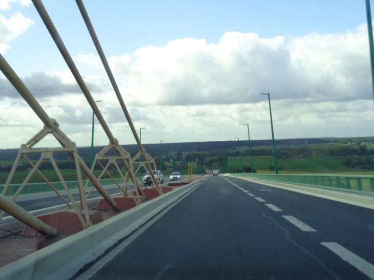 Caudebec en Caux pont de Brotonne down out aug23 rives en seine