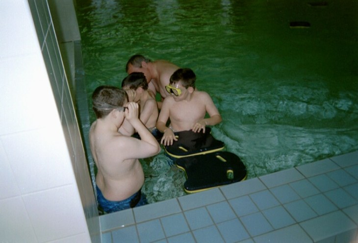 disney HI pool jan05