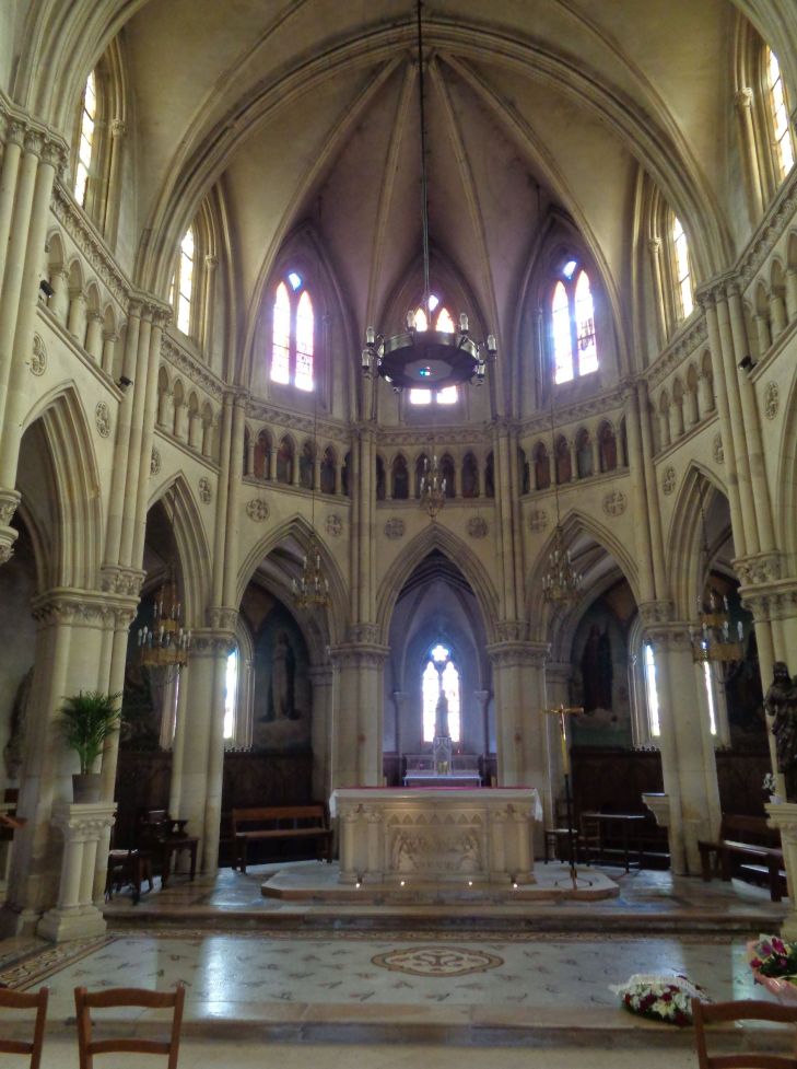 Dozule ch Notre Dame altar aug23