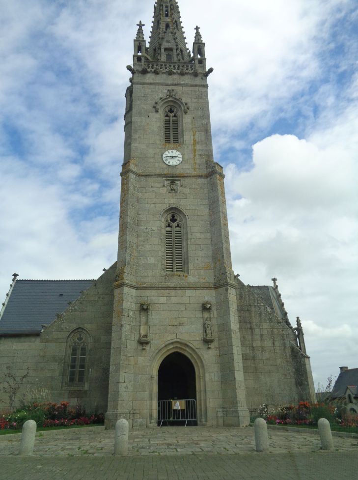 Guerledan ch Saint Pierre front sep23