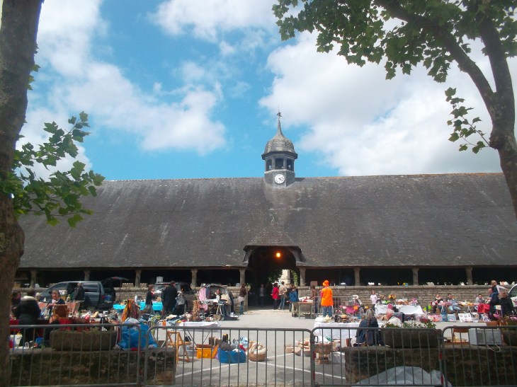 le faouet les halles side brocante jun13
