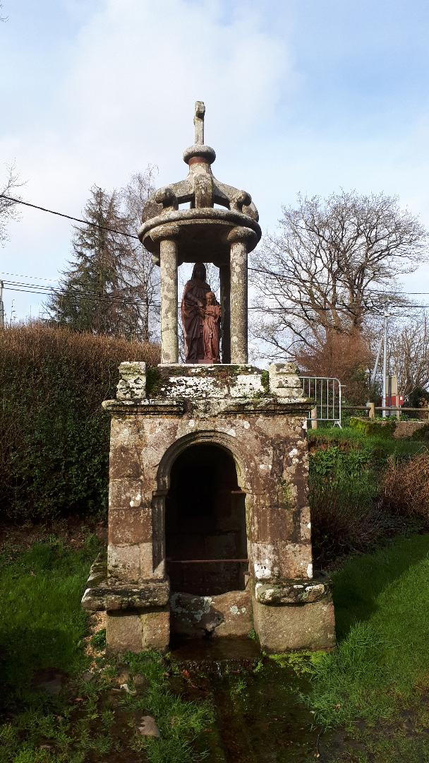 le guerno fountain Ste Anne front feb20