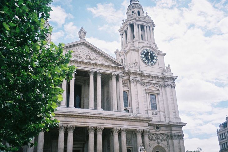 London St Paul Cathedral tower clock