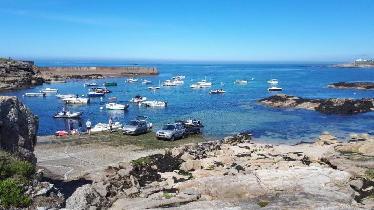 ploemeur La plage de Port blanc – Kerroch pleasure port may19