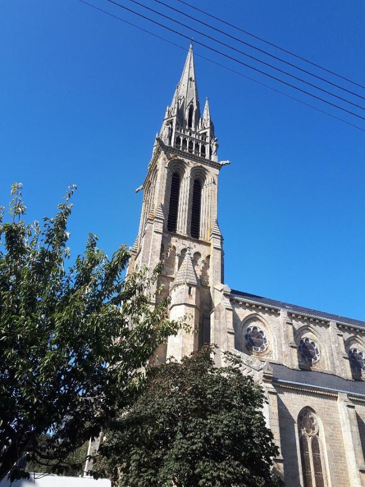 Douarnenez Ch Sacre Coeur belltower oct23