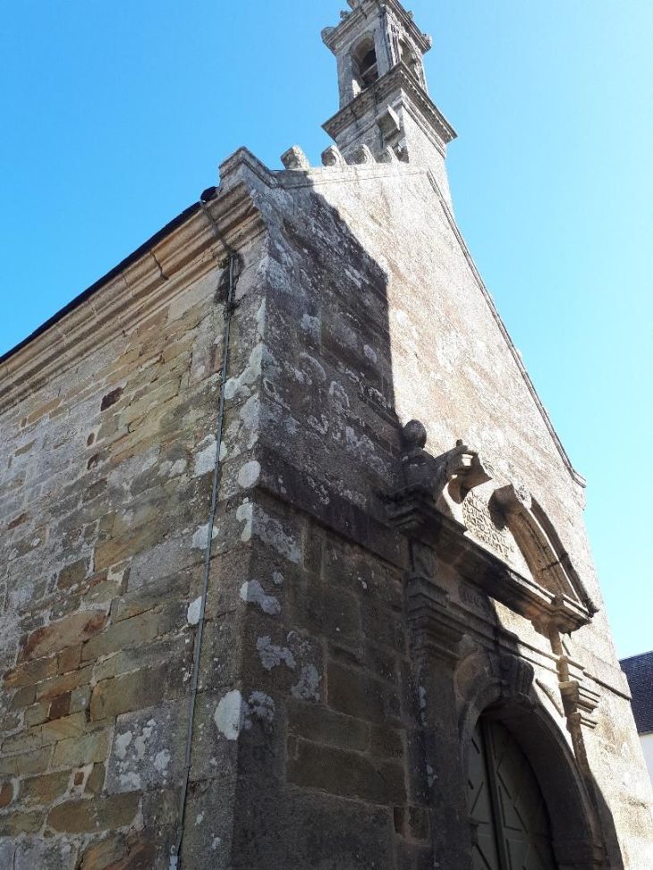 Douarnenez chapelle Saint Michel side front oct23