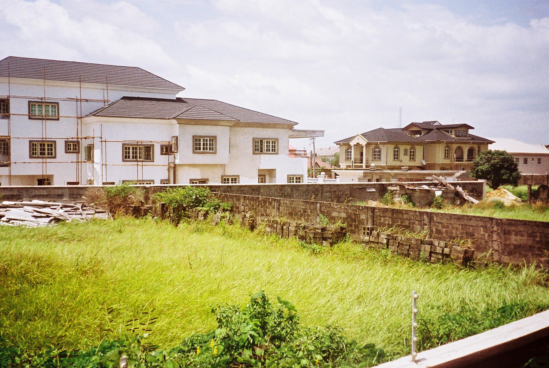 Lagos Somerset apart house back to subdivision c2008