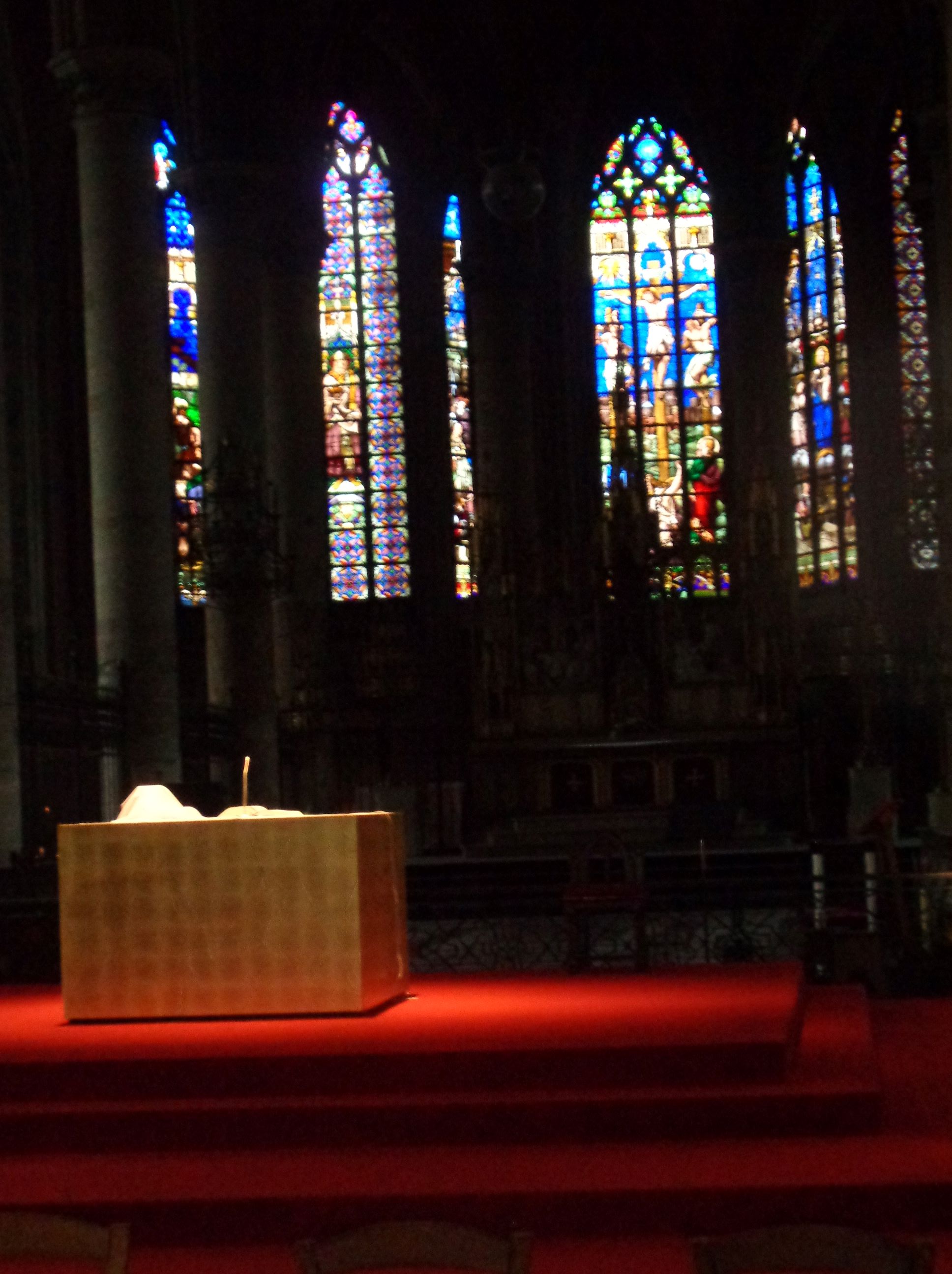 Lille ch Saint Maurice altar oct23