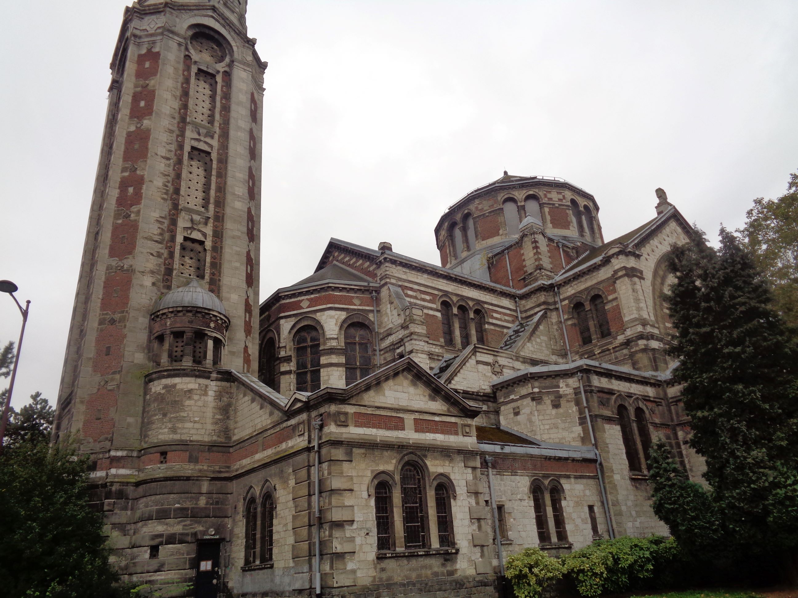 Lille ch Saint Sauveur belltower side 97 Rue Saint Sauveur oct23